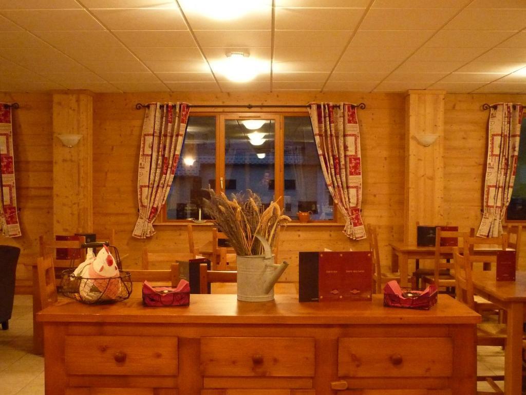 تيرمينو Hotel Restaurant L'Outa المظهر الخارجي الصورة