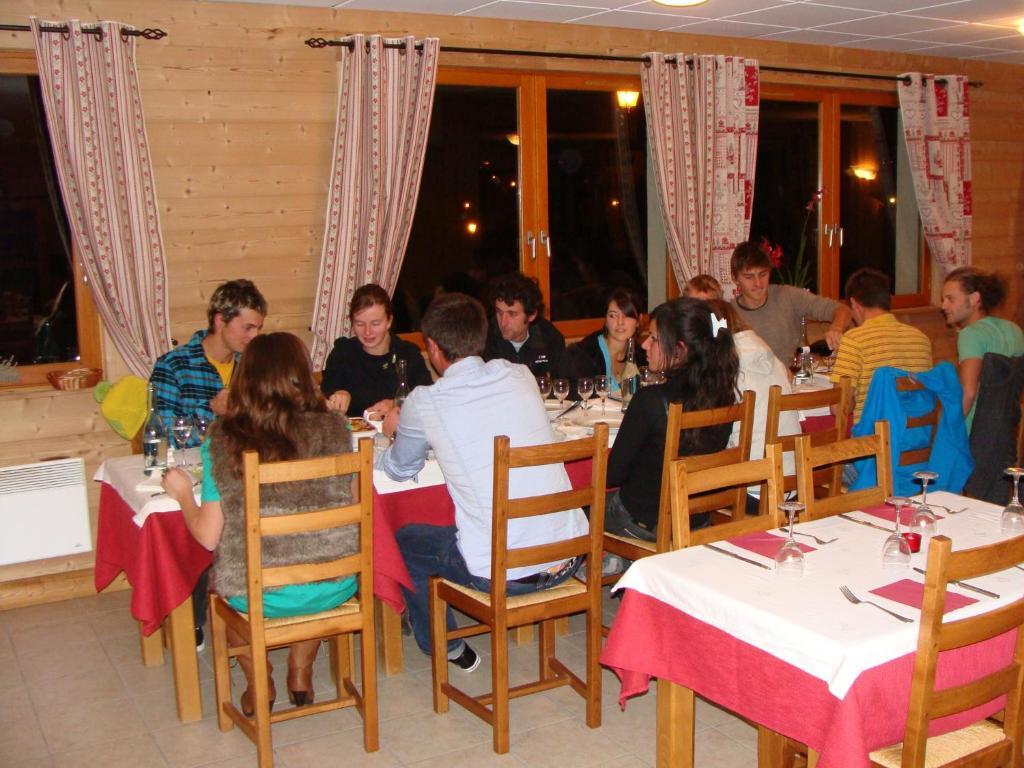 تيرمينو Hotel Restaurant L'Outa المظهر الخارجي الصورة